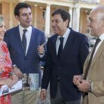 Esmeralda Martínez, David Esteban, Carlos Fernández Carriedo y Jesús Julio Carnero, momentos antes de inaugurar la jornada