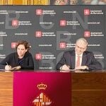 El Ayuntamiento y el Consorcio de la Zona Franca de Barcelona (CZFB) suscribieron ayer el compromiso de permutas de terrenos y cambio de usos que permitirán avanzar en la reordenación del sistema penitenciario de la capital catalana, al recuperar, entre otros, el terreno que ocupa la cárcel Modelo.Con este compromiso, el Ayuntamiento se dotará de dos parcelas que se cederán a la Generalitat para que construya dos nuevos centros penitenciarios, un paso necesario para recuperar los terrenos de la cárcel Modelo.