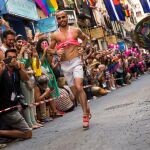La X Carrera de Tacones se celerbró ayer en la calle Pelayo
