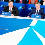 El secretario de Estado de EE UU, Mike Pompeo, y el secretario general de la OTAN, Jens Stoltenberg, ayer, en la cumbre de Washington / Reuters