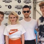 La BBC censura la camiseta de la cantante de ‘Clean Bandit’ en el concierto de Ariana Grande