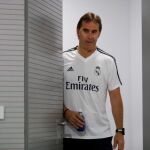 El entrenador del Real Madrid, Julen Lopetegui, poco antes de la rueda de prensa que ofreció hoy en Valdebebas tras el entrenamiento del equipo. / Foto: Efe/Juan Carlos Hidalgo