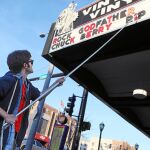 La famosa tienda de discos Vintage Vinyl en Illinois, frecuentada por los grandes de la música, rindió ayer homenaje a Chuck Berry