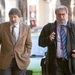 Javier Guerrero y Fernando de Pablo, en los juzgados de Sevilla