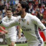 Isco durante un partido con el Real Madrid