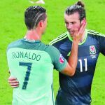 Acababan de ser rivales, pero pitó el árbitro y volvieron a ser madridistas