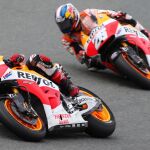 Los pilotos Repsol Honda de MotoGP Marc Márquez y Dani Pedrosa