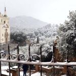 La vista panorámica de Murcia refleja con exactitud el manto blanco que cubre cada rincón de la ciudad