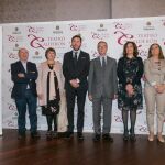 En la imagen (I a D), José María Pérez Peridis, la subdelegada del Gobierno en Valladolid, Helena Caballero; el alcalde de Valladolid, Óscar Puente; el ministro de Cultura y Deporte, José Guirao; la consejera de Cultura y Turismo de la Junta de Castilla y León, Josefa García Cirac; la delegada del Gobierno en Castilla y León, Virginia Barcones y Pere Portabella