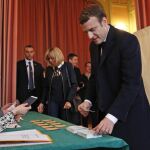 Emmanuel Macron vota en Le Touquet