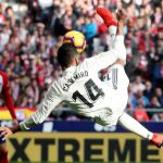 Casemiro marca de chilena el primer gol del partido / SUSANA VERA / REUTERS