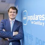 Alfonso Fernández Mañueco, secretario general del PP de Castilla y León