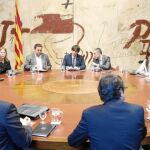 Puigdemont presidió ayer la primera reunión del Gobierno catalán tras la toma de posesión de sus consejeros