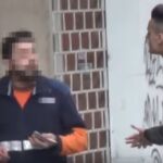 El repartidor que abofeteó al youtuber por llamarle «cara anchoa» reclama la mitad del beneficio de los vídeos