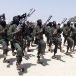 Imagen de archivo de combatientes del grupo yihadista somalí