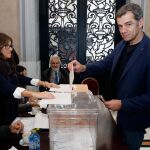 Toni Cantó vota en Valencia