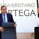 El consejero de Sanidad, Antonio María Sáez, inaugura las III Jornadas de experiencias en las Asociaciones de Pacientes y Familiares