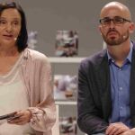 Carolina Bescansa y Nacho Álvarez, en un acto electoral en junio del año pasado.