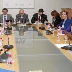 Los sindicatos reclaman a la Junta que frene los recortes en la RTVA