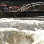 El río a su paso por Alonsotegi