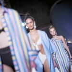 Vestidos camiseros y culotte de lino se combinaron con pantalones que juegan al equívoco