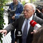 Jordi Pujol, a la entrada de su domicilio