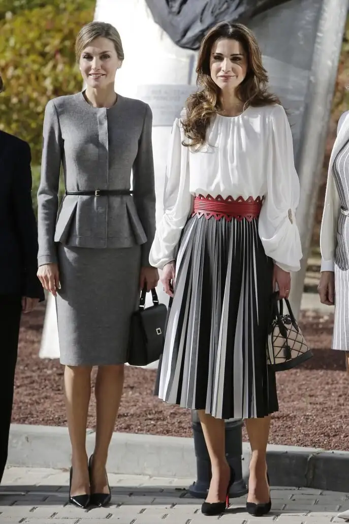 Doña Letizia y Rania de Jordania en el centro de Biología Molecular Severo Ochoa
