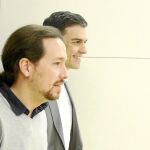 El líder de Podemos, Pablo Iglesias, y el del PSOE, Pedro Sánchez, el pasado viernes en su primer y último encuentro en el Congreso de los Diputados