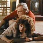 Una escena que pasó a la hitoria del cine y que devino en polémica al creerse que se trataba de una violación real. Lo que no supo Maria Schneider, y así lo denunció pasado el tiempo, es que no conocía los planes de Bertolucci y Brando de utilizar mantequilla en la escena, lo que hizo que la actriz, según dijo, se sintiera humillada