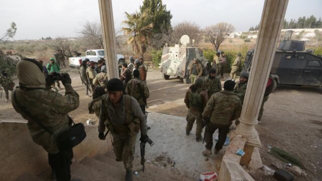 Rebeldes sirio en Al-Bab