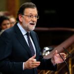 El presidente del Gobierno en funciones, Mariano Rajoy, durante su intervención en la sesión plenaria