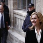 La Infanta Cristina a la salida de los Juzgados de Palma de Mallorca tras declarar ante el Juez Castro en febrero del año pasado