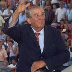 Fermín Bohórquez Escribano saliendo a hombros de la feria de Albacete