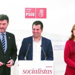 Luis Tudanca comparece ante los medios de comunicación junto a José Luis Vázquez y Virginia Barcones