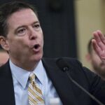 El director del FBI, James Comey testifica en el Comité sobre Inteligencia en el Capitolio.