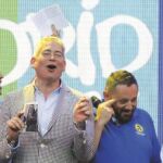 El escritor hispano-venezolano Boris Izaguirre, entre otros pregoneros.