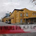 Los agentes galos han acordonado los alrededores del hotel Molitor, donde se aloja la selección germana.