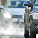 Empresarios y transportistas han puesto el grito en el cielo ante la posibilidad de que el diésel acabe prohibiéndose