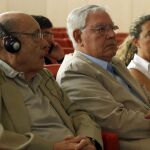 El expresidente del Palau de la Música Félix Millet (i) junto al exdirector administrativo del Palau de la Música Jordi Montulll (2d) y su hija, la exdirectora financiera del Palau de la Música, Gemma Montull (d)