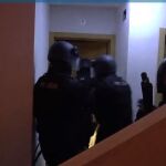 La detención ha sido fruto de una investigación conjunta de la Comisaría General de Información, la Brigada Provincial de Información de Valencia y la Brigada Provincial de Información de Málaga.