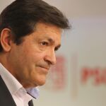 El presidente de la gestora del PSOE, Javier Fernández