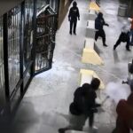 Desvalijan una armería en dos minutos
