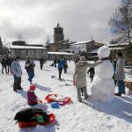 Los pocos incidentes de este «temporal» de nieve han tenido lugar en las comarcas de Tarragona, donde nevó en cotas poco habituales a 200 y 300