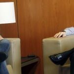 Alfredo Pérez Rubalcaba y Pachi Vázquez en la reunión mantenida en marzo para cerrar un acuerdo sobre las primerias, ahora roto.