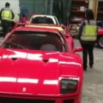 Inspección judicial de una de las naves donde Jordi Pujol Ferrusola guardaba su colección de coches de lujo