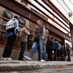 La dificultad para encontrar un nuevo empleo es importante a partir de los 45 años / Foto: Efe