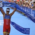 Mario Mola celebra el triunfo