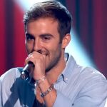 Álvaro de Luna sobre el escenario de 'La Voz'