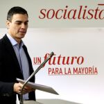 El líder del PSOE, Pedro Sánchez, durante la rueda de prensa posterior a la reunión de la Ejecutiva Federal del partido.
