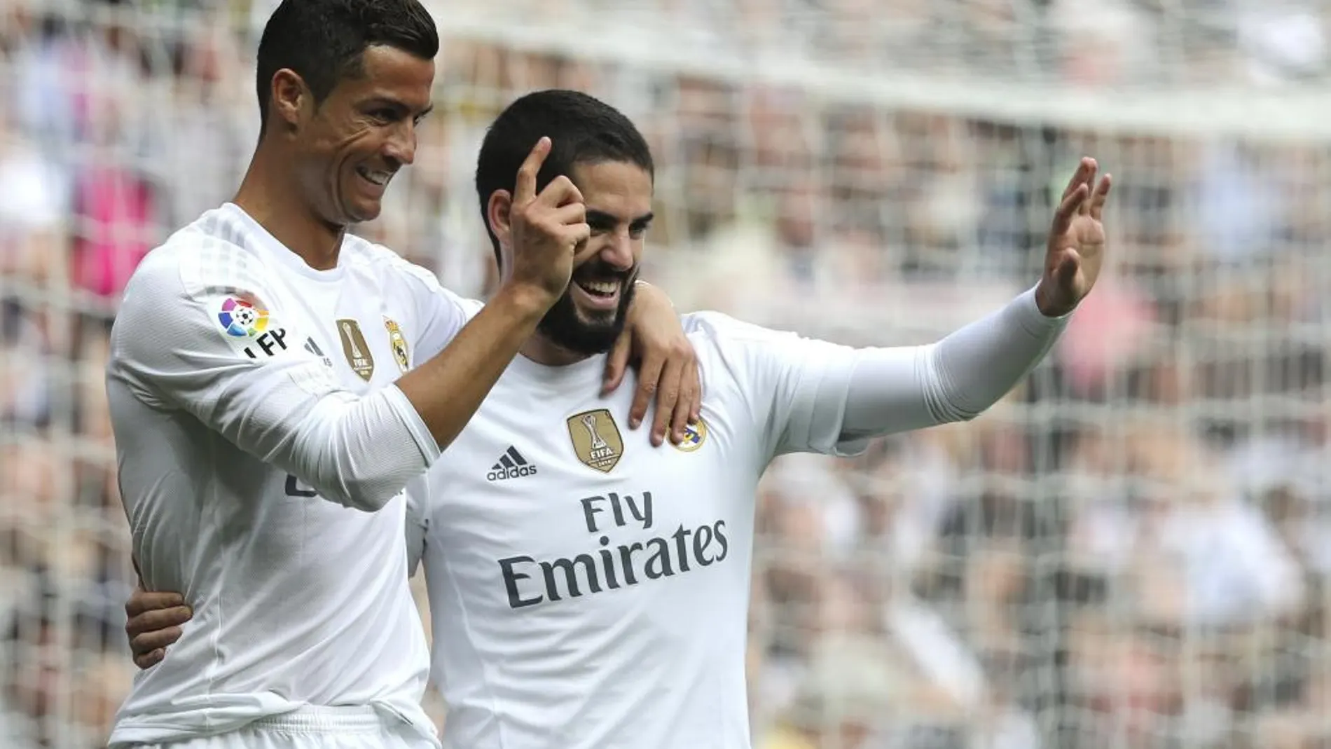 A Andrea Pirlo le gustaría reunir en la Juventus a Cristiano Ronaldo e Isco.